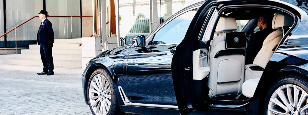 airport transfer dubai